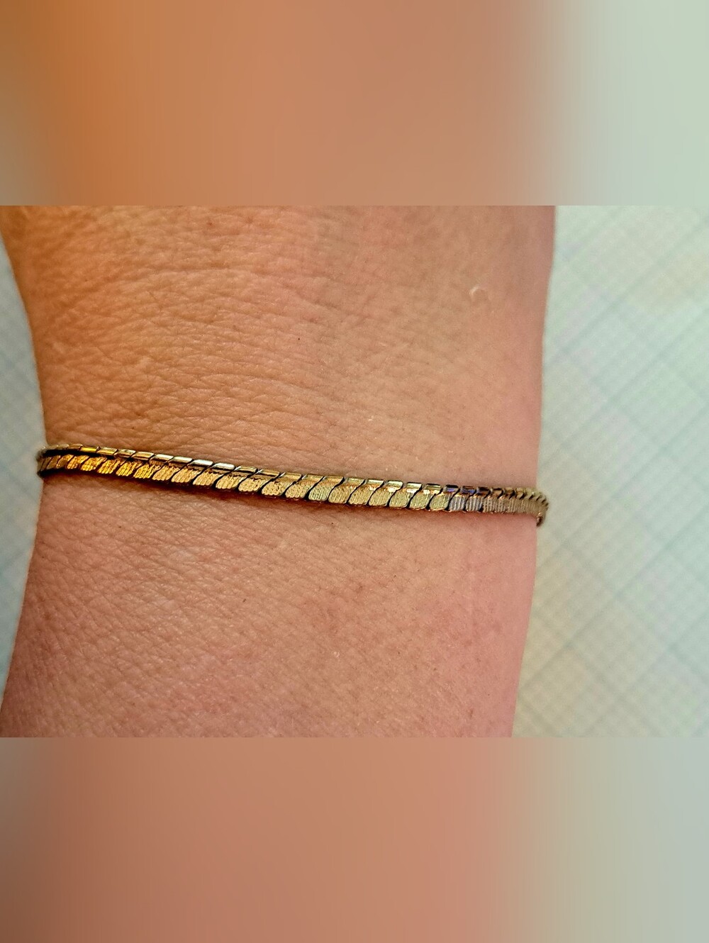 Avon Herringbone Bracelet - Gold